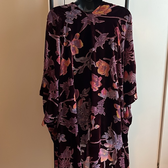 Floral Velvet Kimono in Purple and Orange - Picture 2 of 4